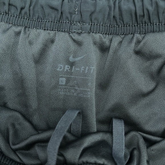 Nike Dri-fit Shorts - Picture 3 of 5